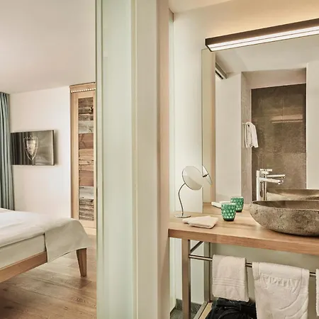 Отель Firefly Luxury