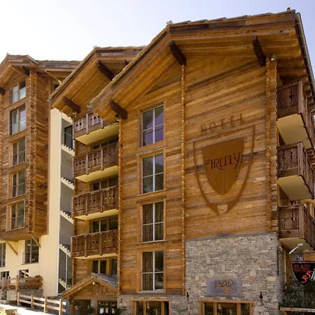 Firefly Luxury Отель 4*