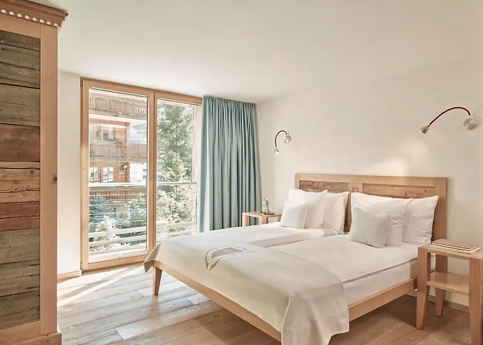 Firefly Luxury Отель 4*