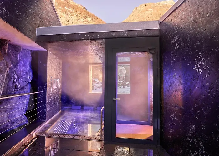 Firefly Luxury