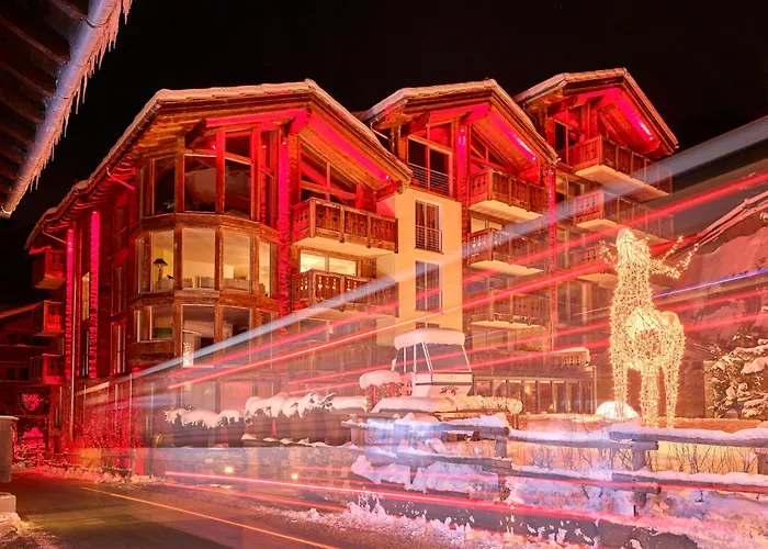 Hotel Firefly Luxury 4*