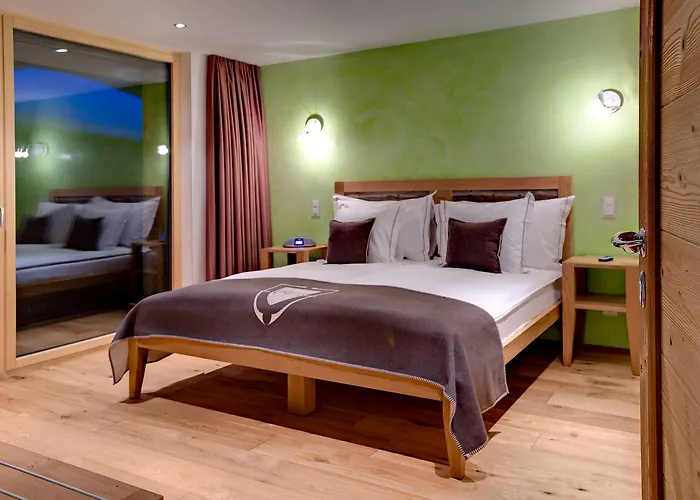 Hotel Firefly Luxury