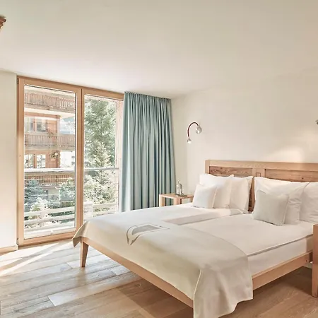 Firefly Luxury Otel 4*