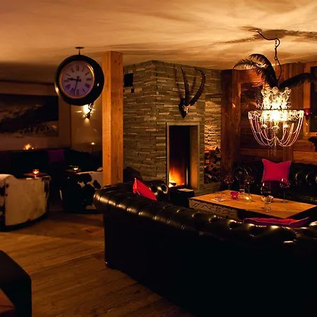 Otel Firefly Luxury