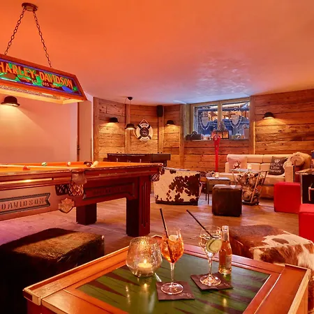 Otel Firefly Luxury 4*