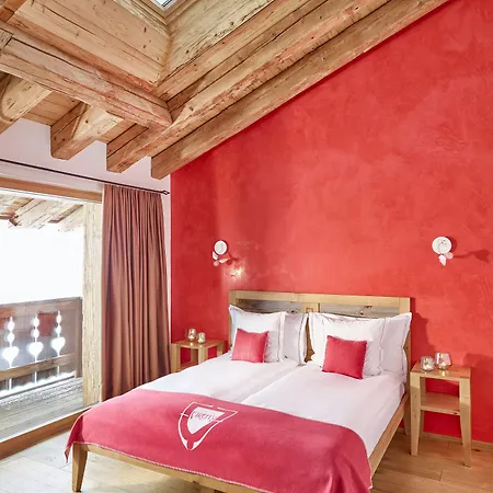 Hotel Firefly Luxury